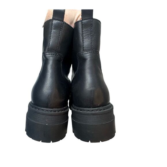 Marc Fisher LTD. Black Paralee Front Zip Leather Booties Size 9 - Picture 13 of 17